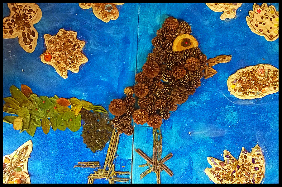 atelier collectif - élémentaires- thème : Art, Nature et Récup' - fresque partie gauche